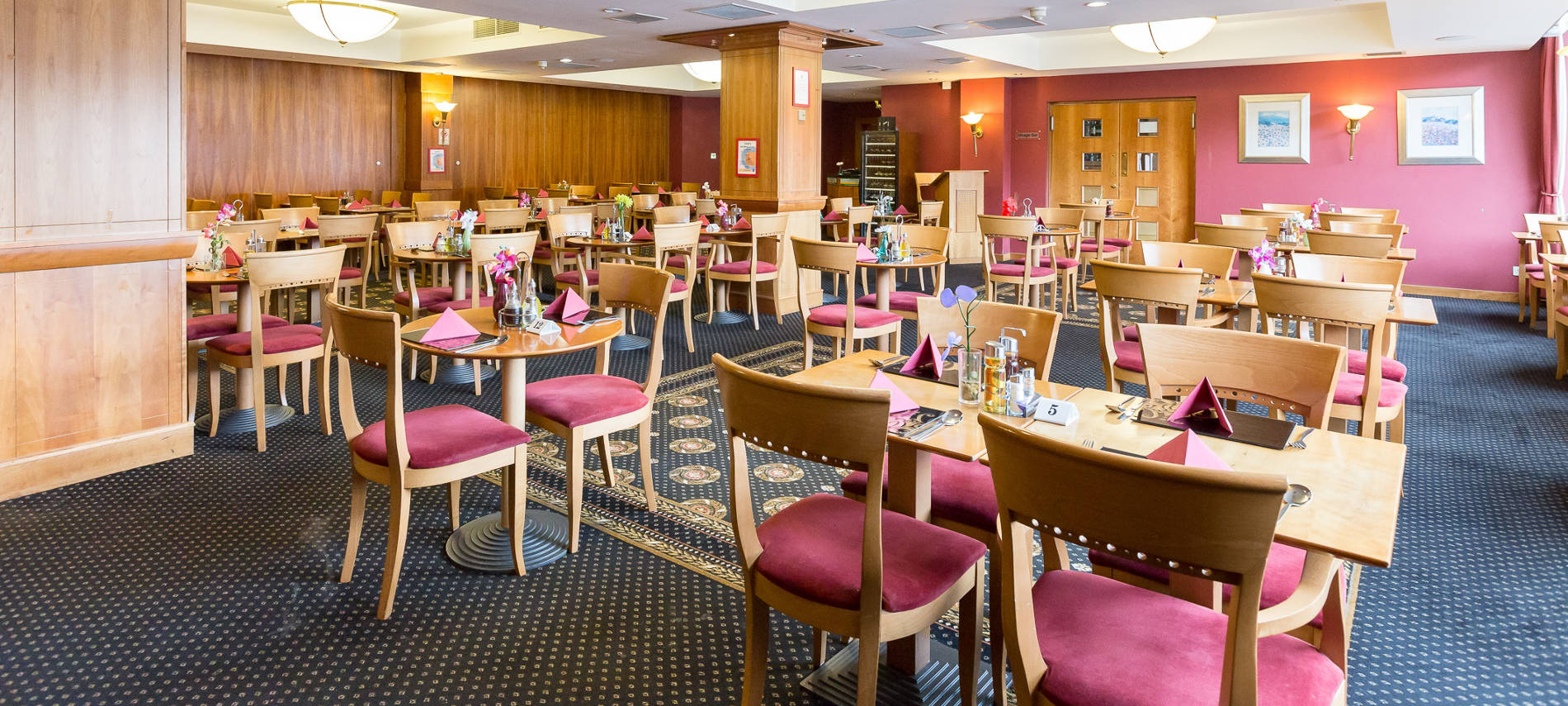 Empire Restaurant Wembley Wembley International Hotel